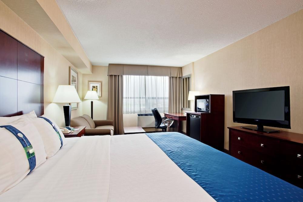 Holiday Inn & Suites Winnipeg Downtown By Ihg Екстериор снимка