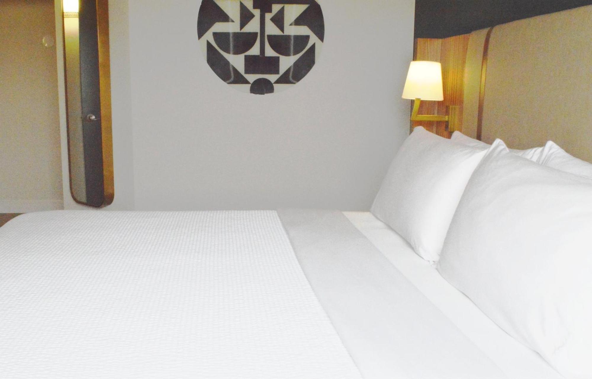 Holiday Inn & Suites Winnipeg Downtown By Ihg Екстериор снимка
